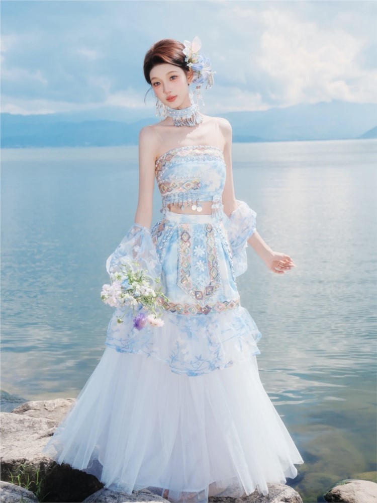 Garnitury damskie w stylu etni – Ethnic Fashion Shoot recenzja i cena